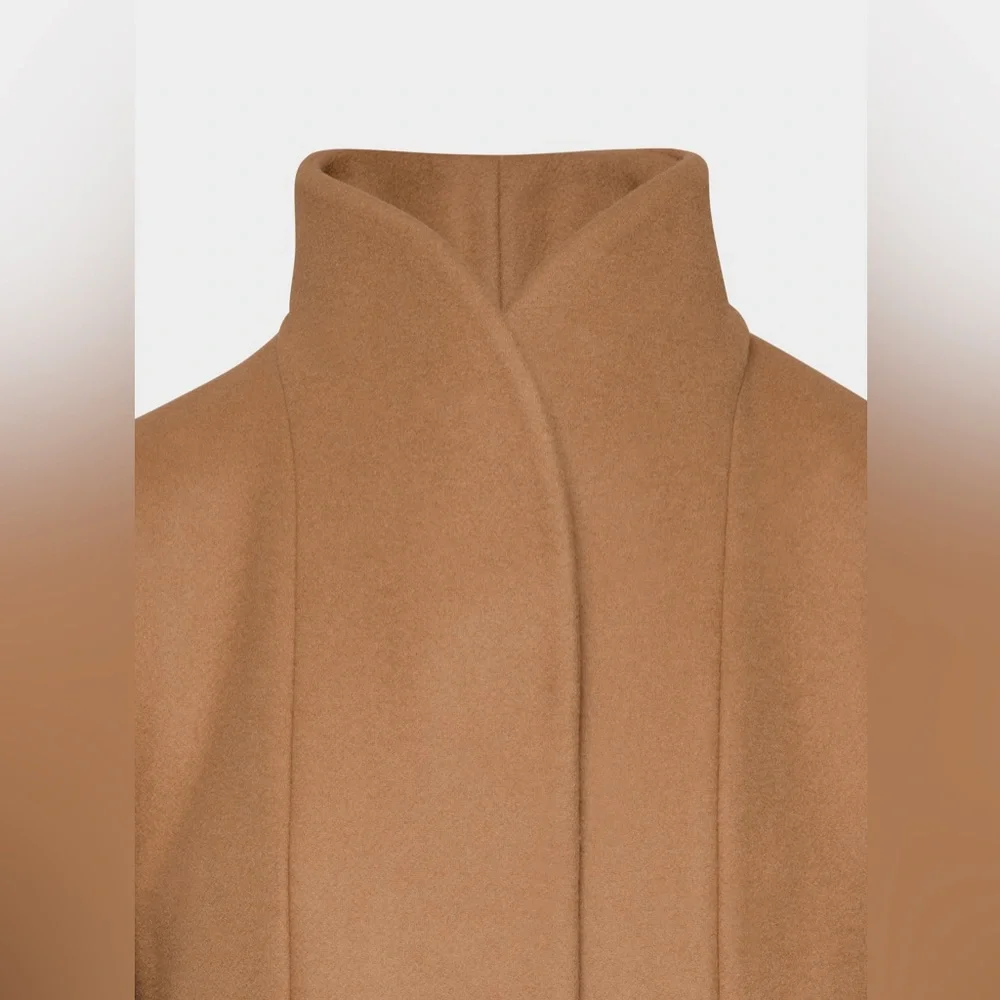 Aritzia Wilfred Cocoon Coat - Picture 6 of 12